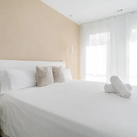 Almare Con Aire Acondicionado Y Wifi Daire
