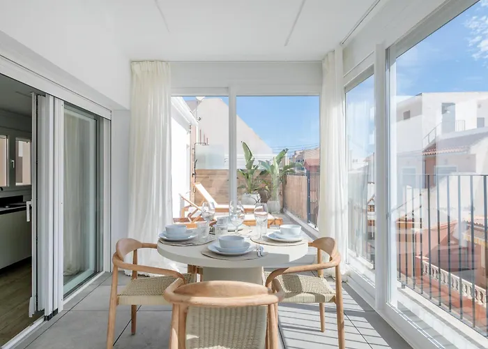 Almare Con Aire Acondicionado Y Wifi アパート アリカンテ